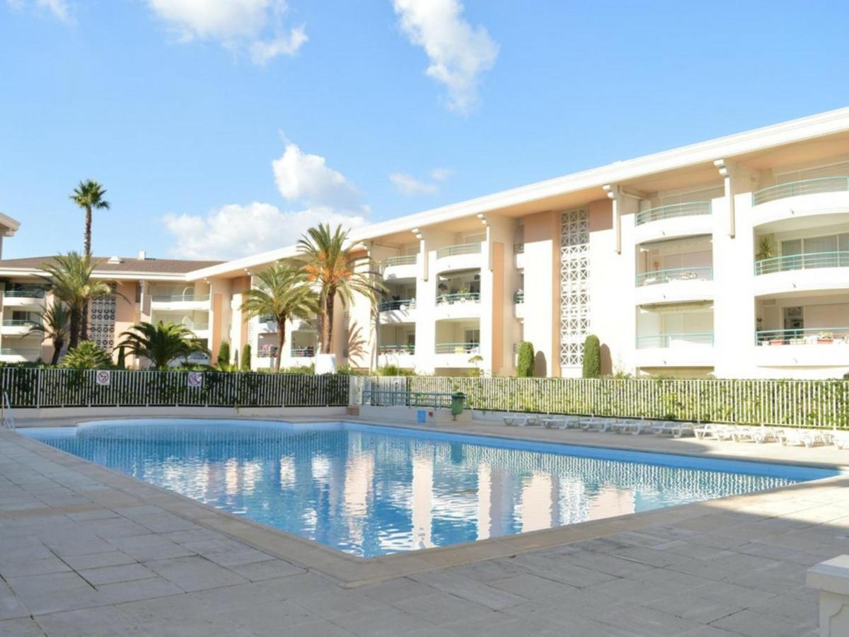 Frejus: Appt 2P, 5 Pers, Piscine, Plage A 150M, Parking, Animaux Ok - Fr-1-226A-357 Εξωτερικό φωτογραφία