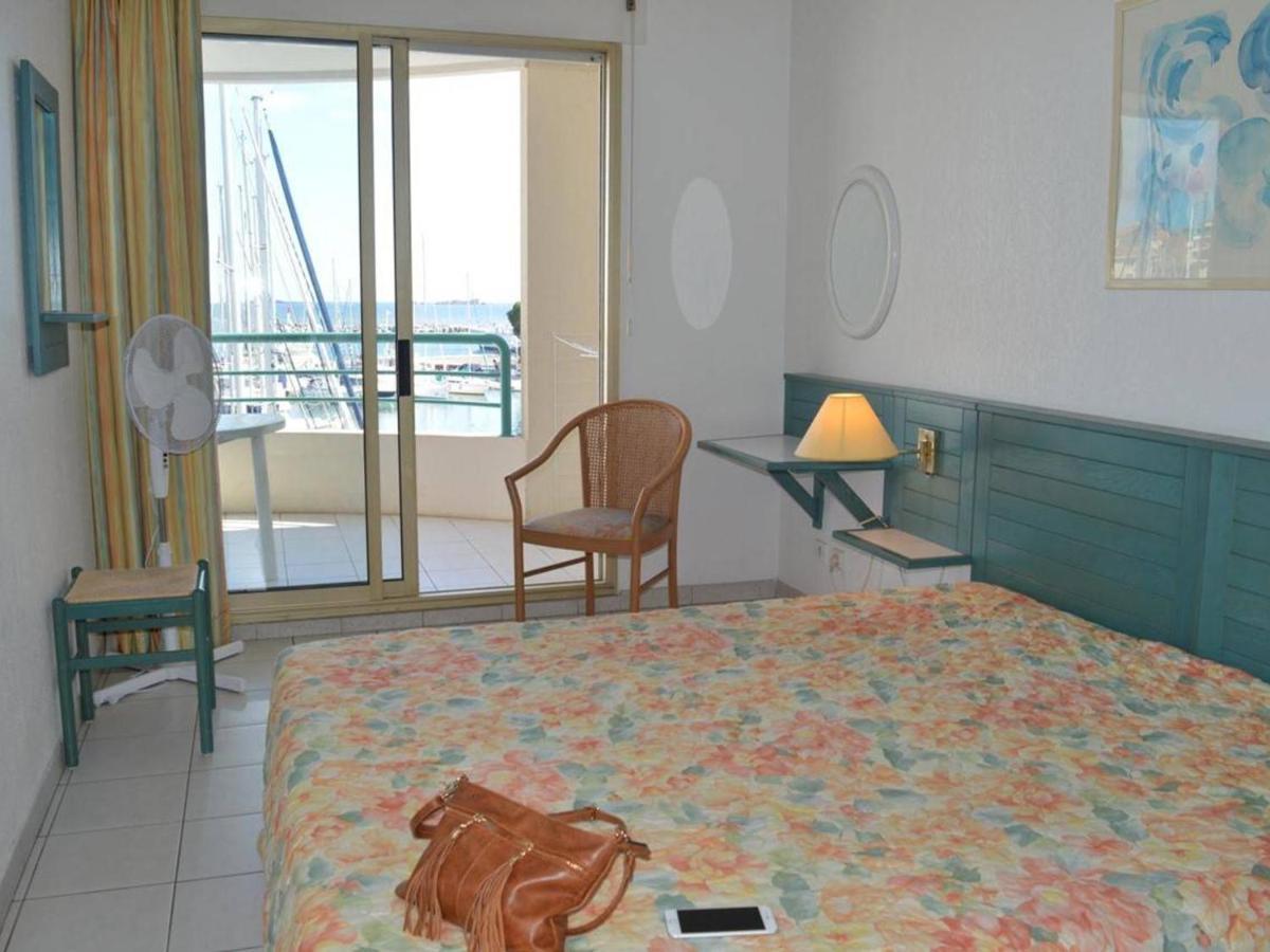 Frejus: Appt 2P, 5 Pers, Piscine, Plage A 150M, Parking, Animaux Ok - Fr-1-226A-357 Εξωτερικό φωτογραφία